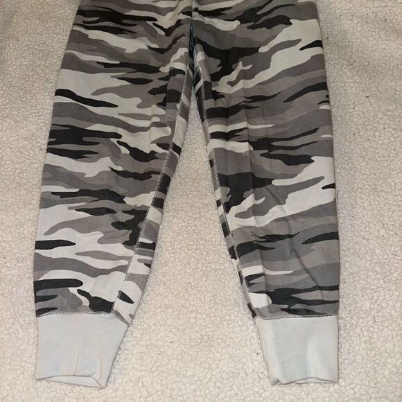 Aerie Women’s Gray Camouflage Jogger Sweatpants Size Medium - Picture 3 of 10